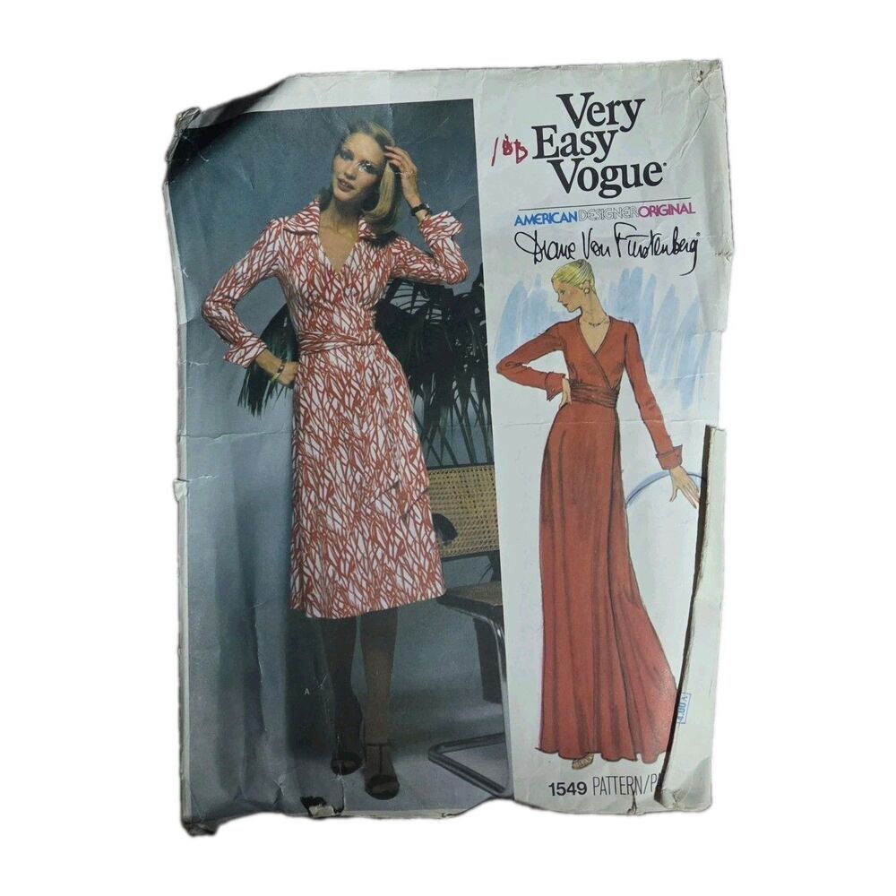 Vintage Vogue 1549 Diane Von Furstenberg Wrap Dress Size 12 CUT Complete c1976